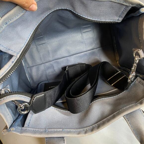 Marc Jacobs The Tote bag Blue shadow Medium - Picture 6 of 15